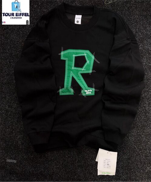 Sweat-shirt noir graphique