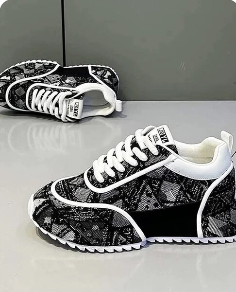 Chaussures Baskets en Cuir Dior