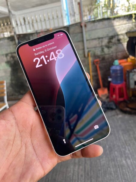 iPhone 12Blanc Moderne 64 Go