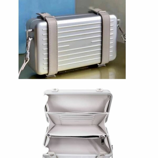 Sac à main rigide moderne