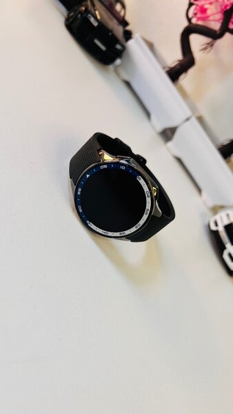 Montre intelligente moderne