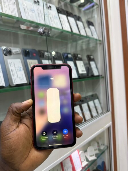 11 simple 64Go sans ID