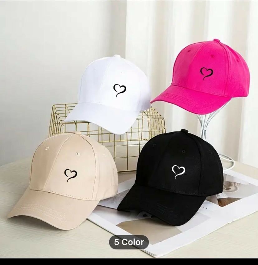 Casquette tendance avec cœur