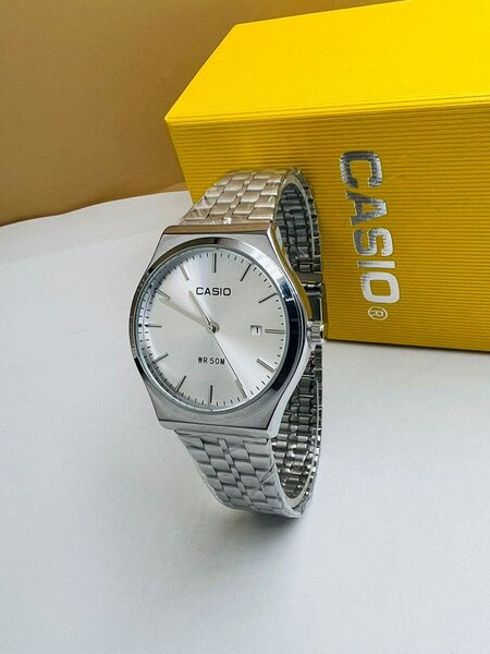Montres Casio à Quartz argenté