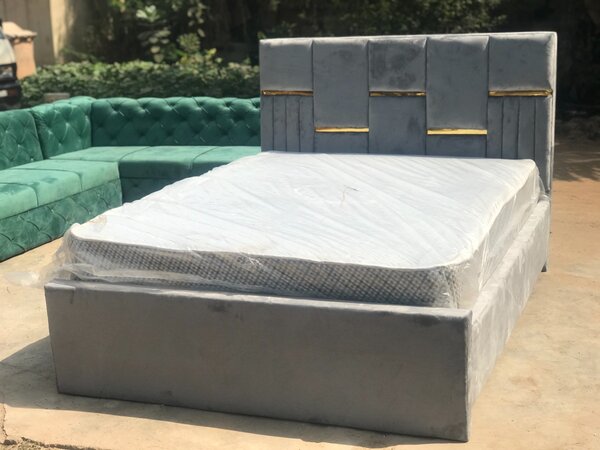 Double bed mattress