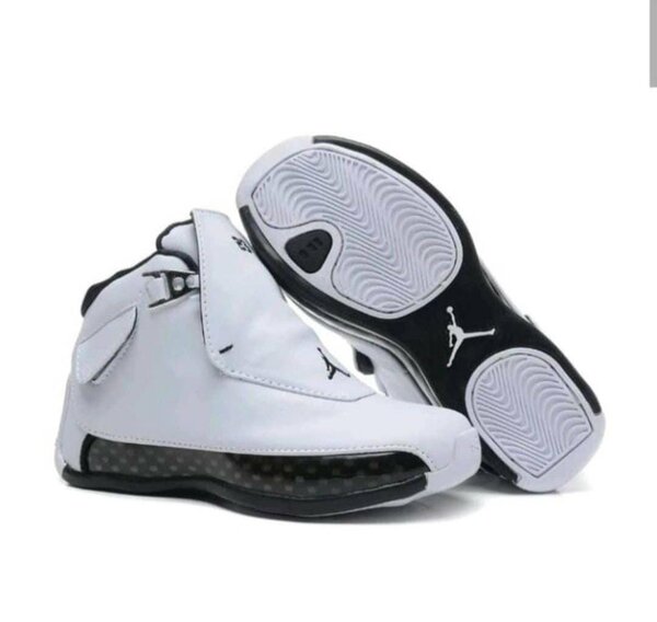 Sneakers homme blanches stylées