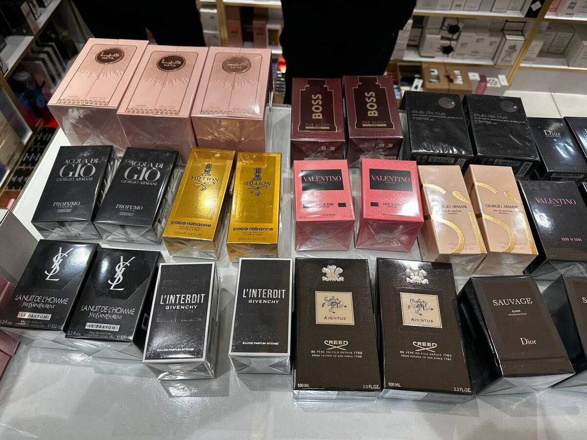 Men and women perfumes