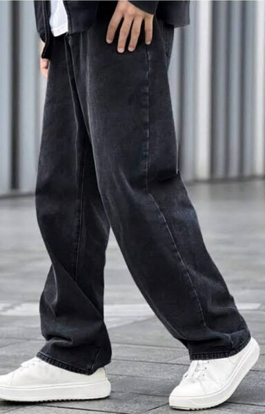 Baggy jeans
