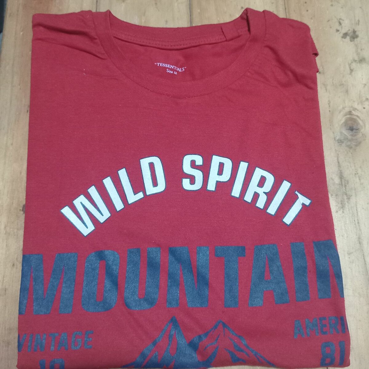 Lot de 4 t-shirts friperie M