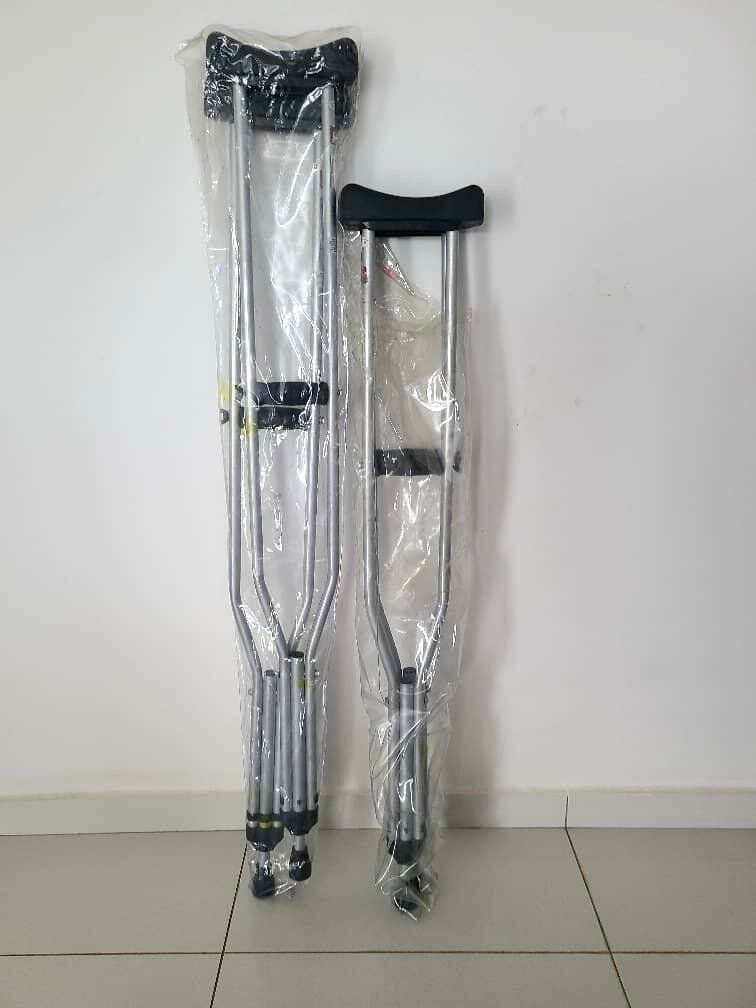 Cratches Assorted Per Pair