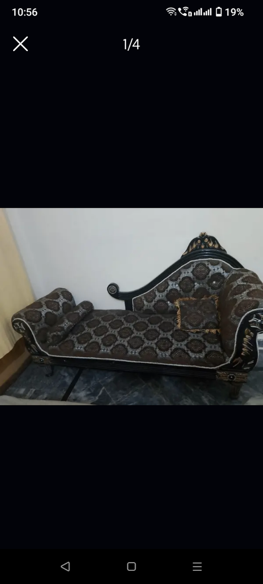 dewan / couch / 3 seater sofa/