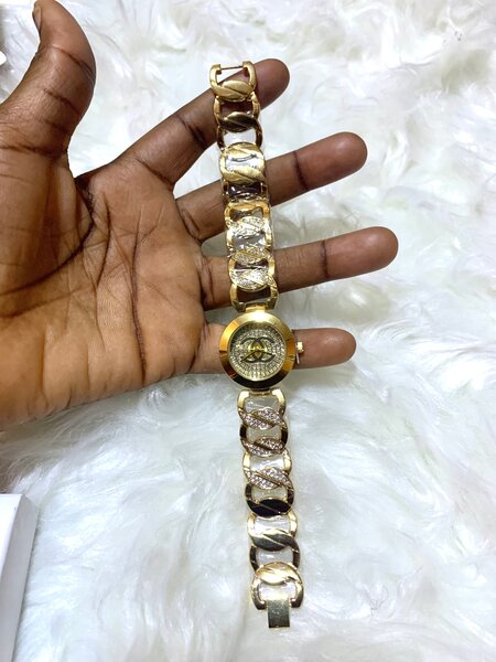 Montre Bracelet Doré Luxe