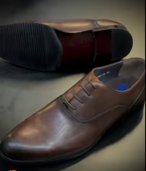 Men's brown shoes