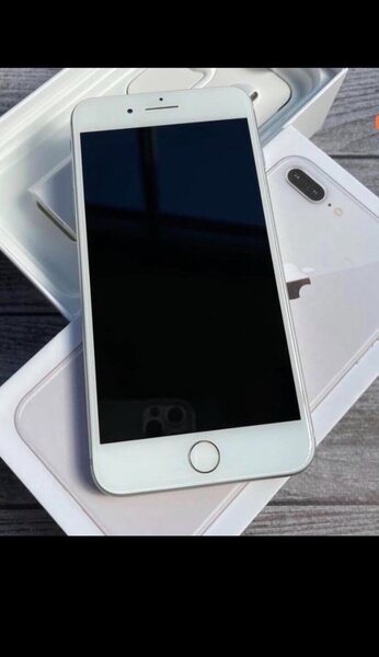iPhone 8 Plus 256gig BH 100% Fresh in Box