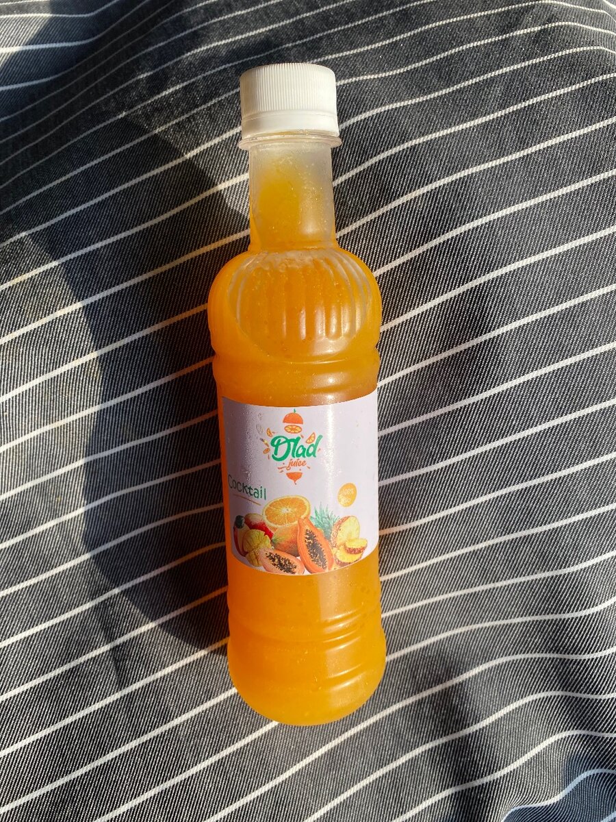 Jus dun cocktail de fruits