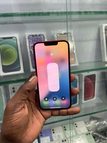 iPhone 13