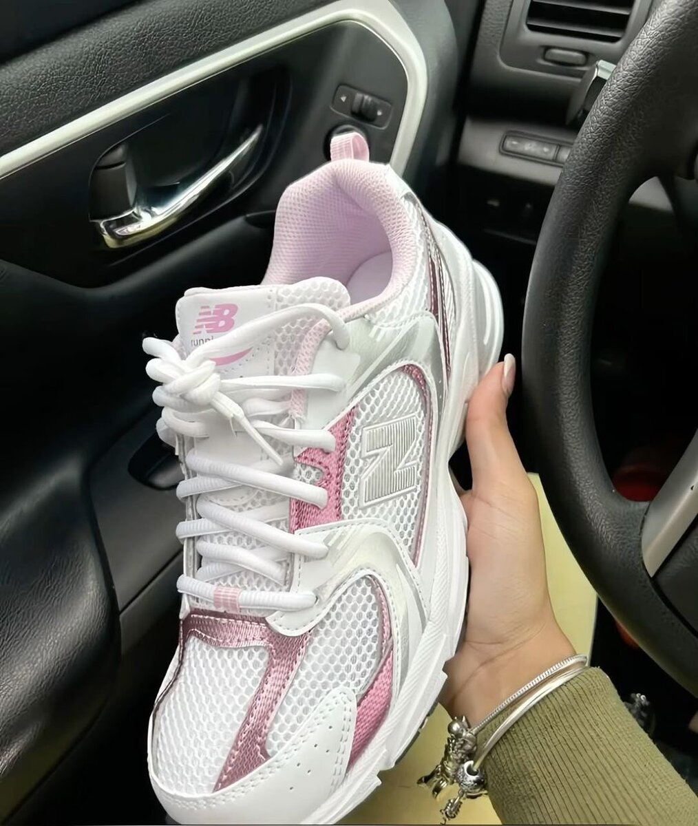 Baskets NB 530 rose blanc