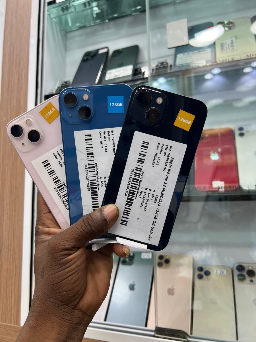 13 simple 128Go colis importé