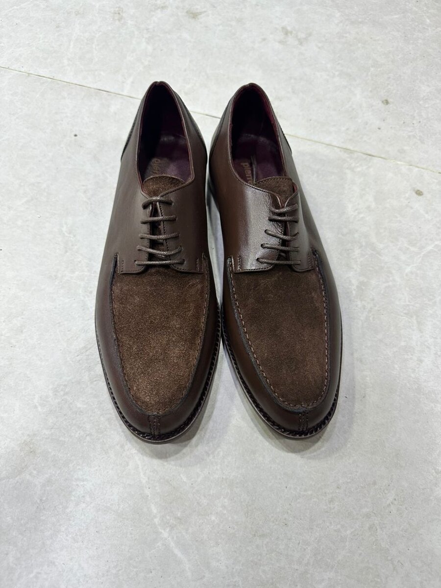 Chaussures derby en cuir marron