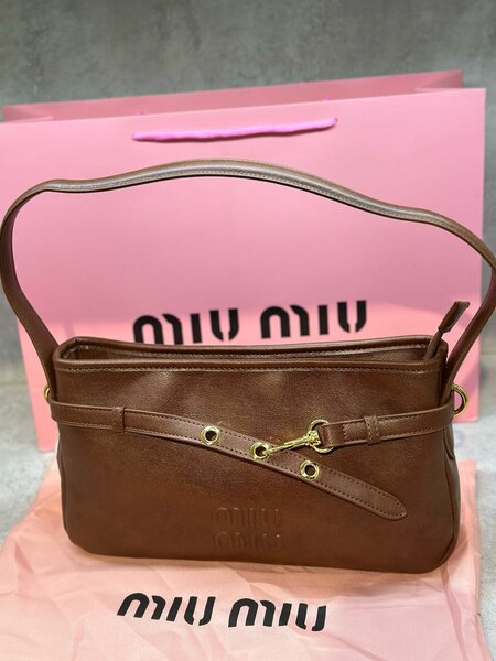 MIU MIU