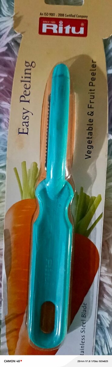 Éplucheur Légumes et Fruits