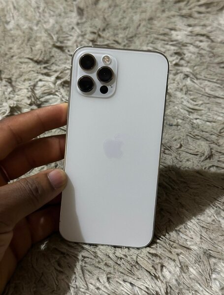 iPhone 12 Pro casie neuf 128GO