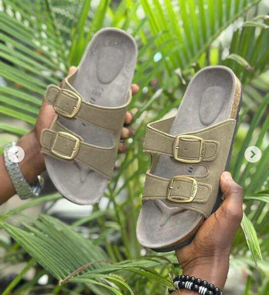 Sandales à Boucles Confort