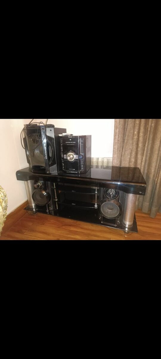 Lcd rack..table..
