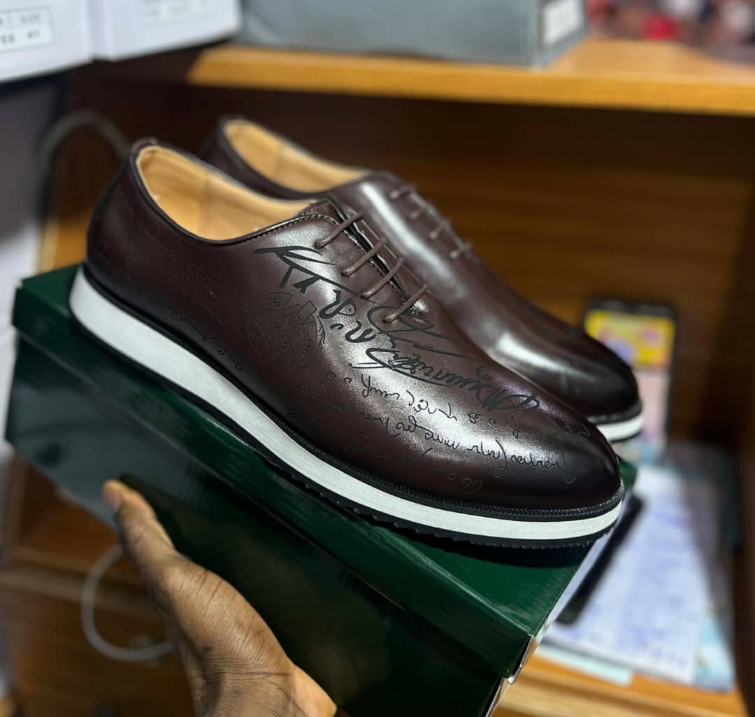 Chaussures Derby en Cuir Élegantes