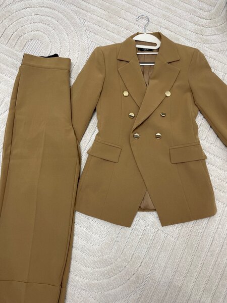 Костюм брючный Италия