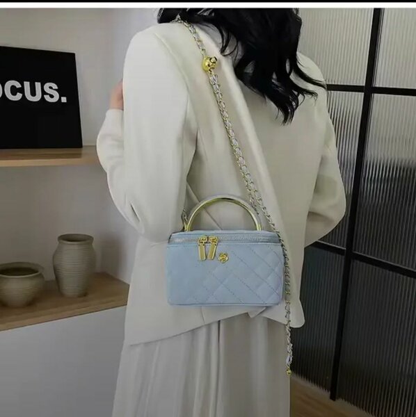 Sac à main moderne femme