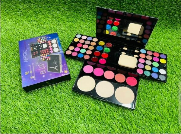 Artistic Full Makeup Pallete P