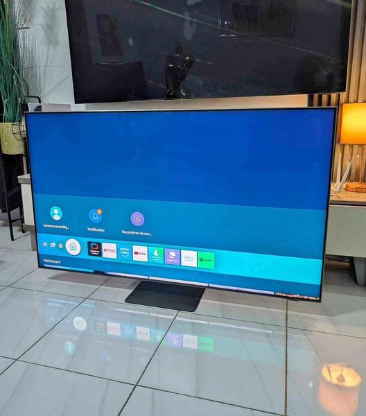 Téléviseur LED 4K Ultra HD