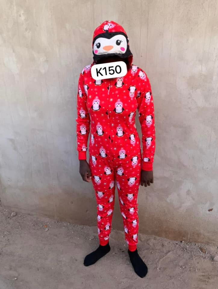 Beautiful and stylish children's jumpsuit