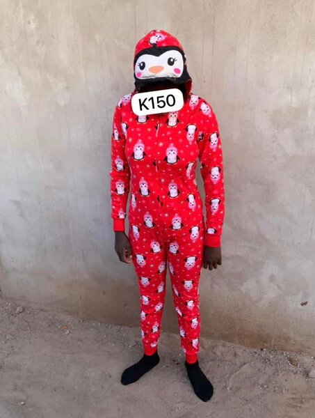 Beautiful and stylish children's jumpsuit