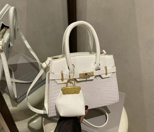 Sac à main blanc élégant