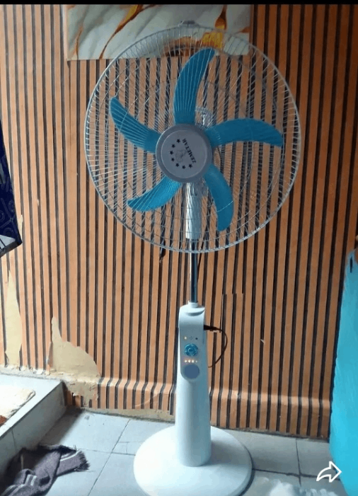 Ventilateur sur pied puissant