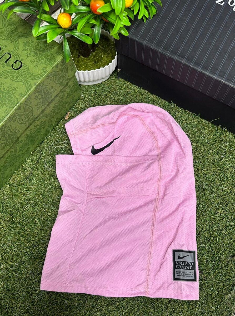 Nike Pro Hyperwarm Hood