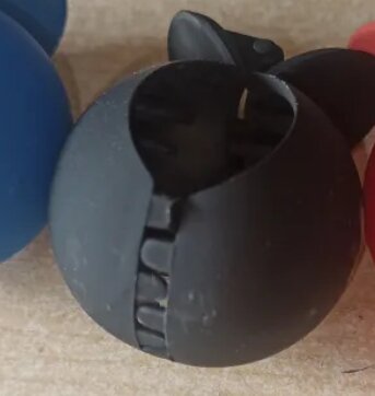 LADIES AND GIRLS FISH STYLE CATCHER PACK OF (03) THREE IN DIFFIRENT COLOUR