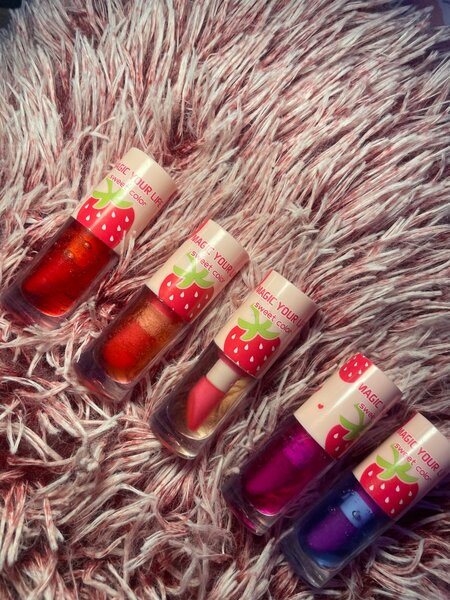 Gloss