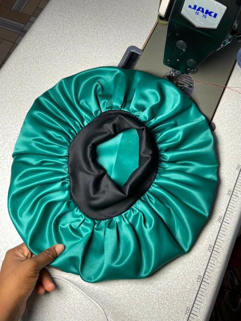 Satin bonnet