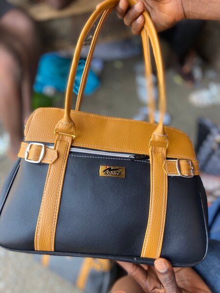 Sac à main en cuir élégant