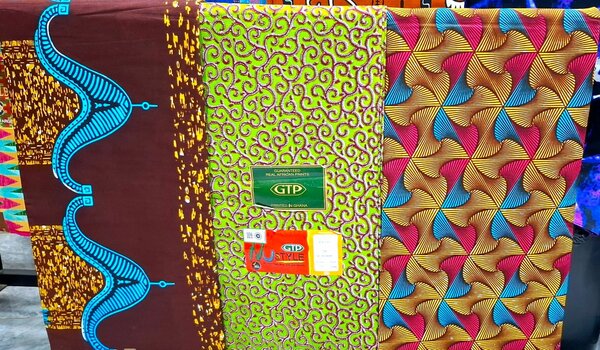 Tissu imprimé en wax coloré