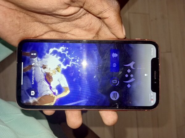 Apple iPhone XR 64GB Red