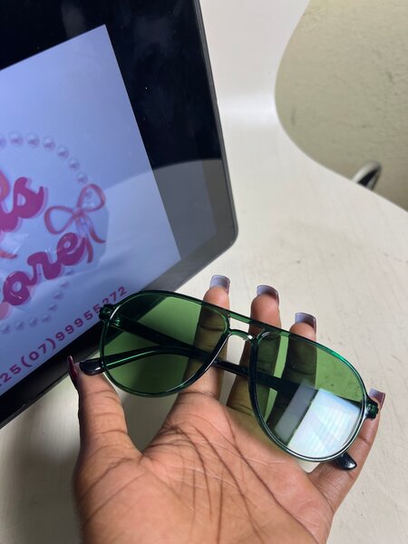Lunettes de soleil vertes pour femmes