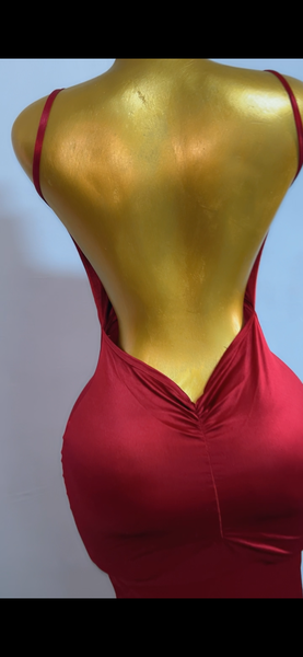 Robe Rouge Échancrée Glamour