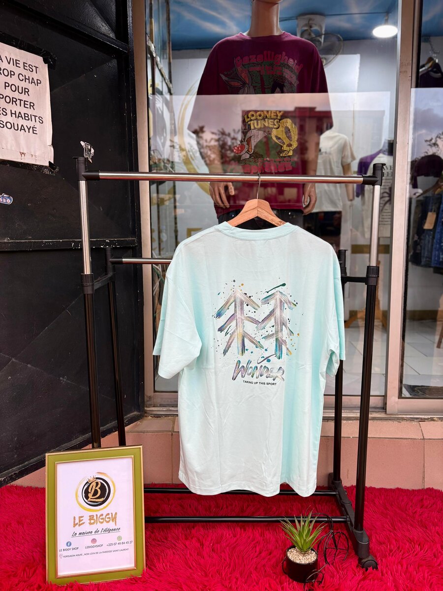 T-shirt unisexe bleu clair hiver