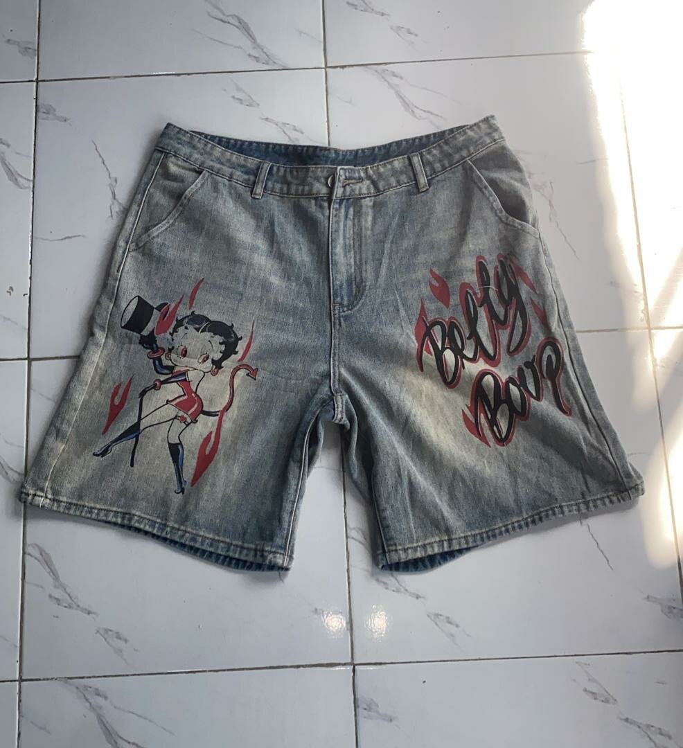 Shorts en jean artistiques