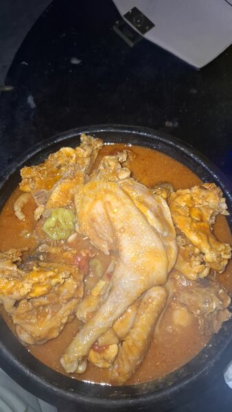 Poulet mijoté épicé