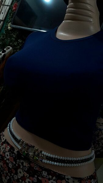 Top court femme élégant